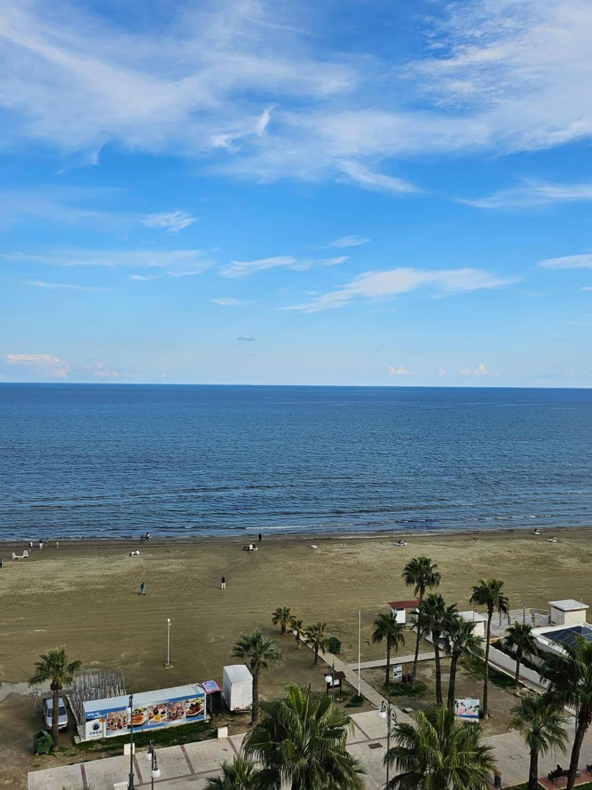 11 Suites - Golden Sunrise Suite Larnaca Chambre photo